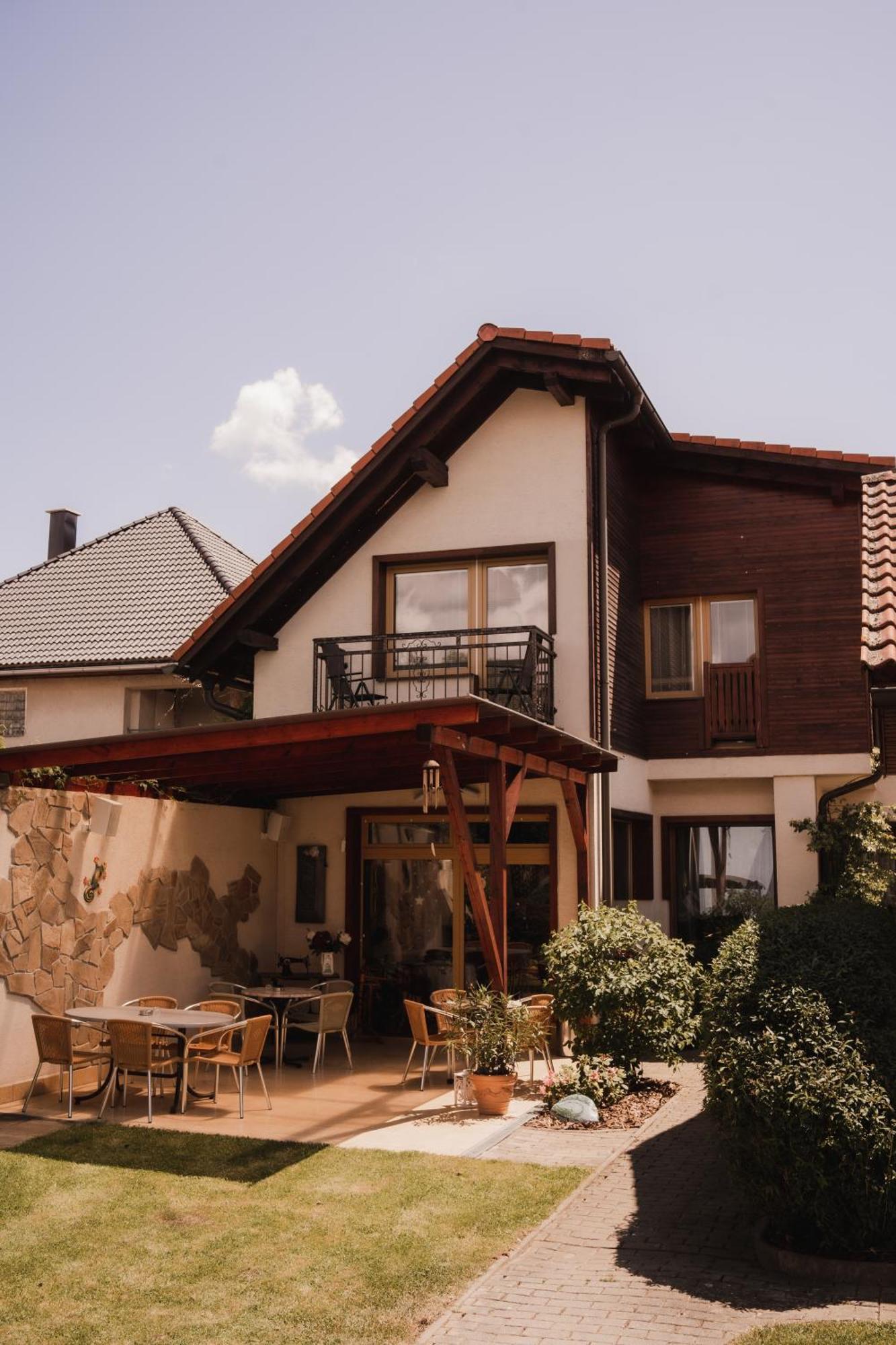 Penzion Harmonia Liptovský Mikuláš Exteriér fotografie